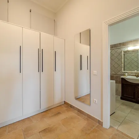 Tilia Luxury * Alepou